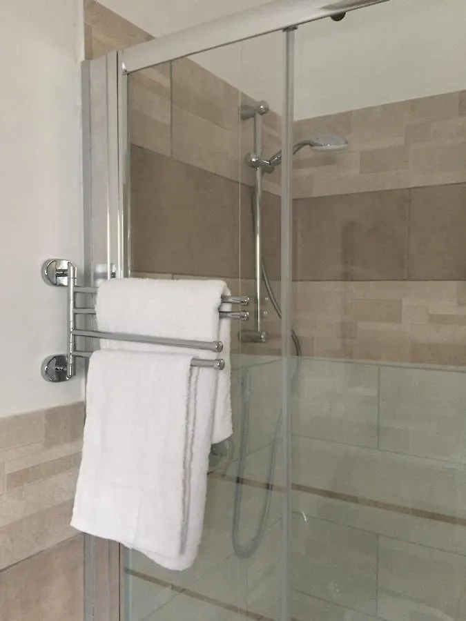 Apartament Domus Alice Monserrato