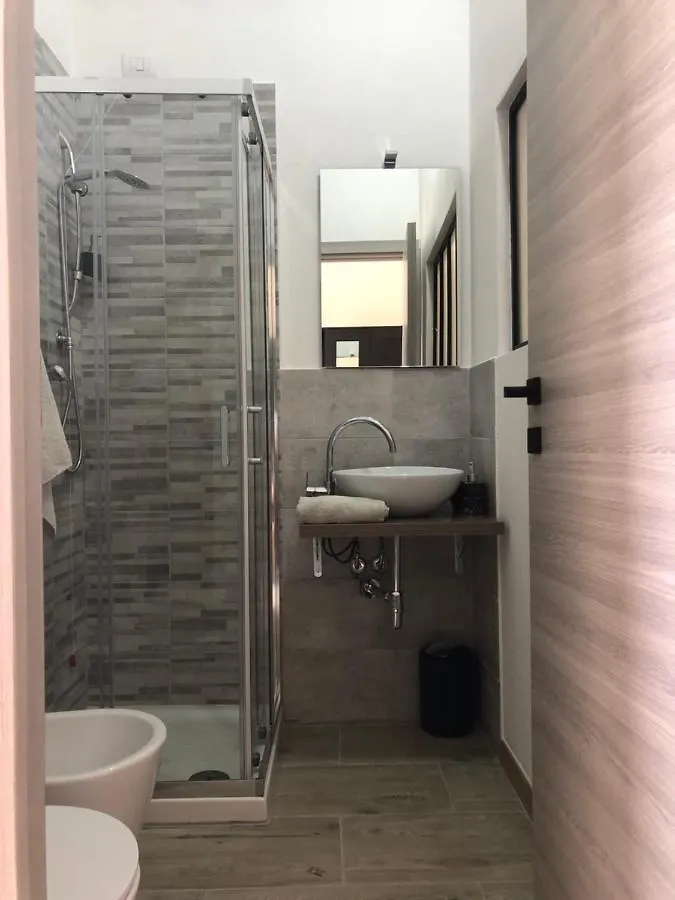 Domus Alice Apartman Monserrato 0*,